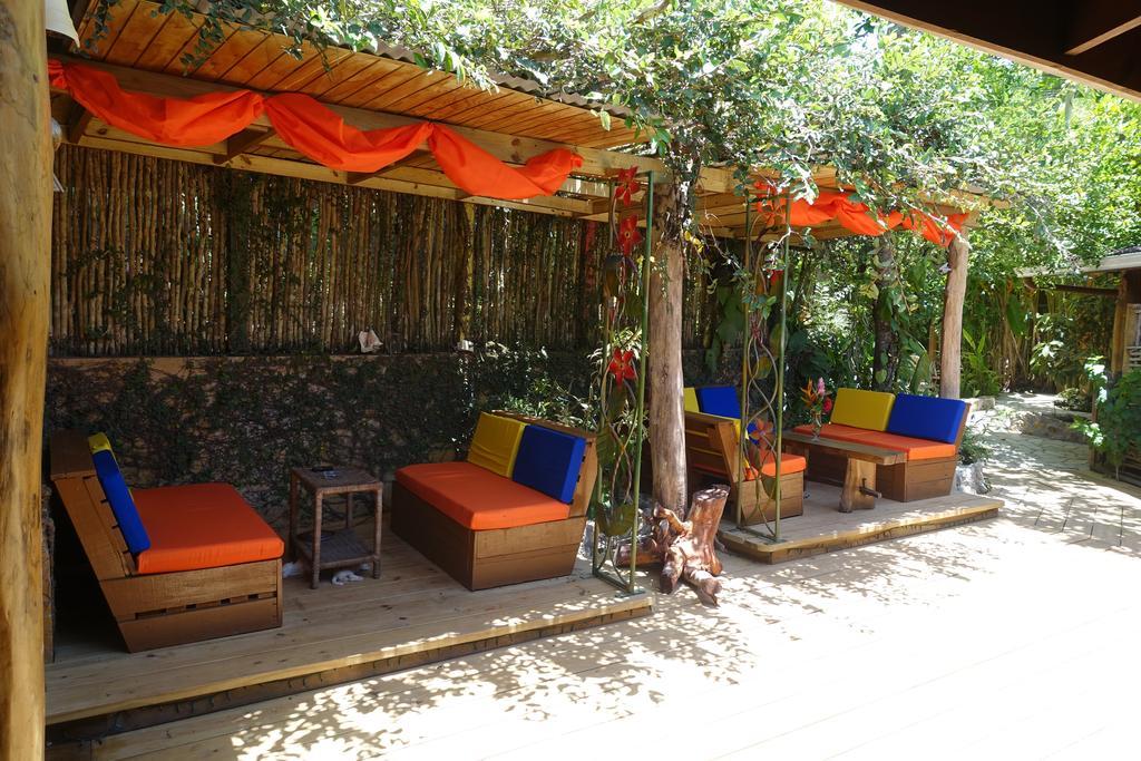 Zimbali Culinary Retreats Villa Negril Exterior foto